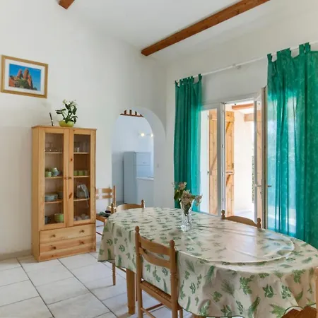 Apartman Kallisun - Apartement N2 T4 *