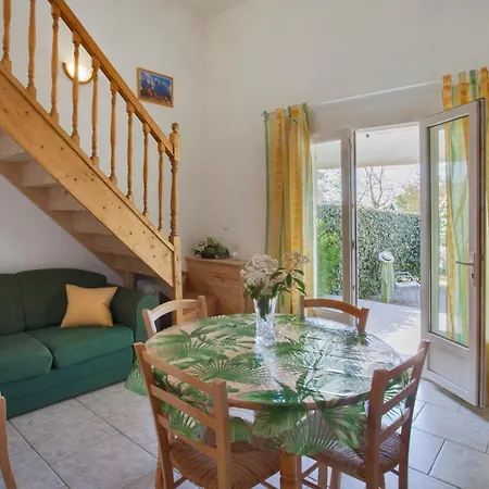 Kallisun - Apartement N2 T4 * Ghisonaccia